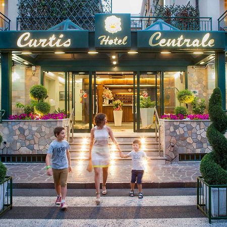 Hotel Curtis Centrale Alassio Exteriér fotografie