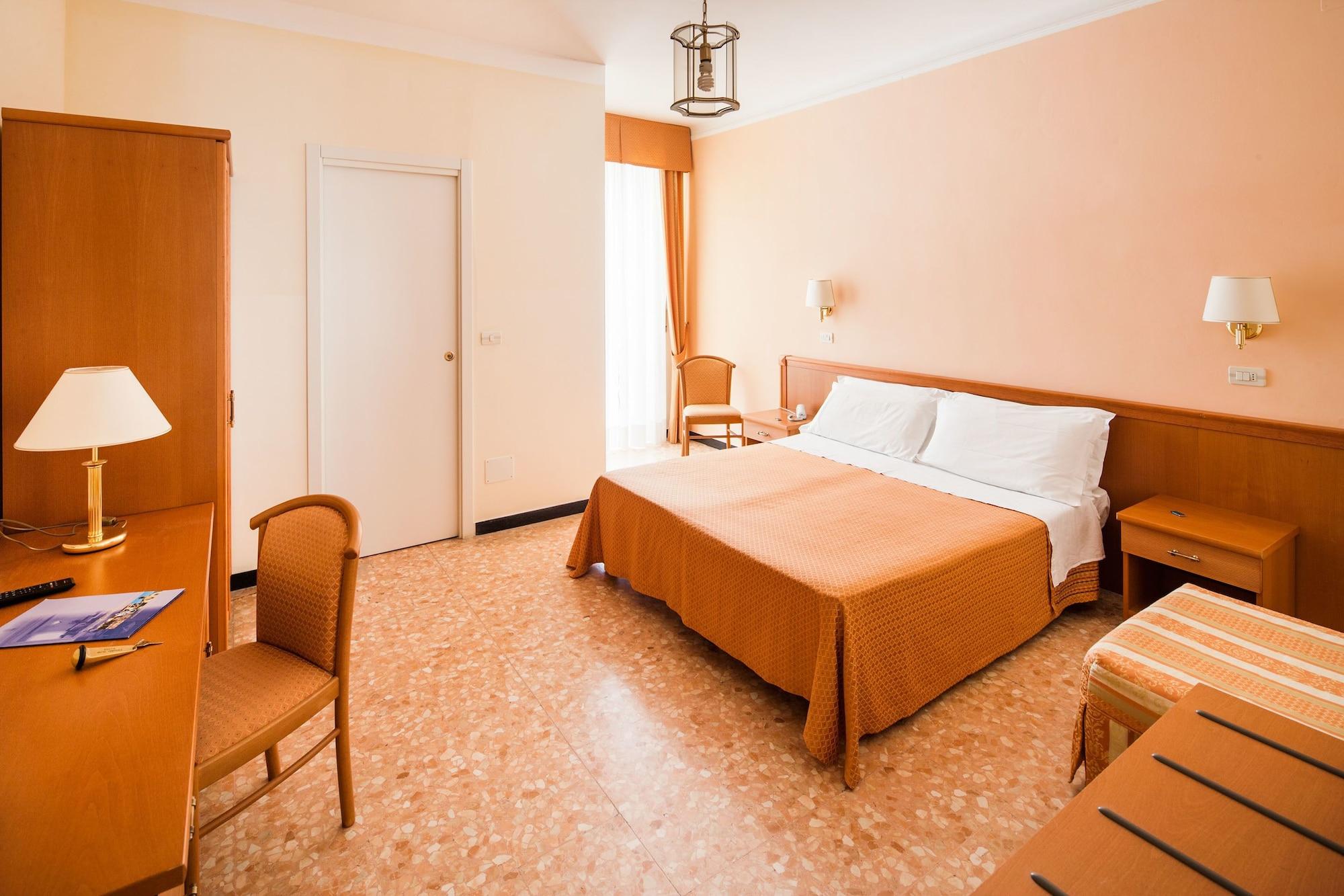 Hotel Curtis Centrale Alassio Exteriér fotografie